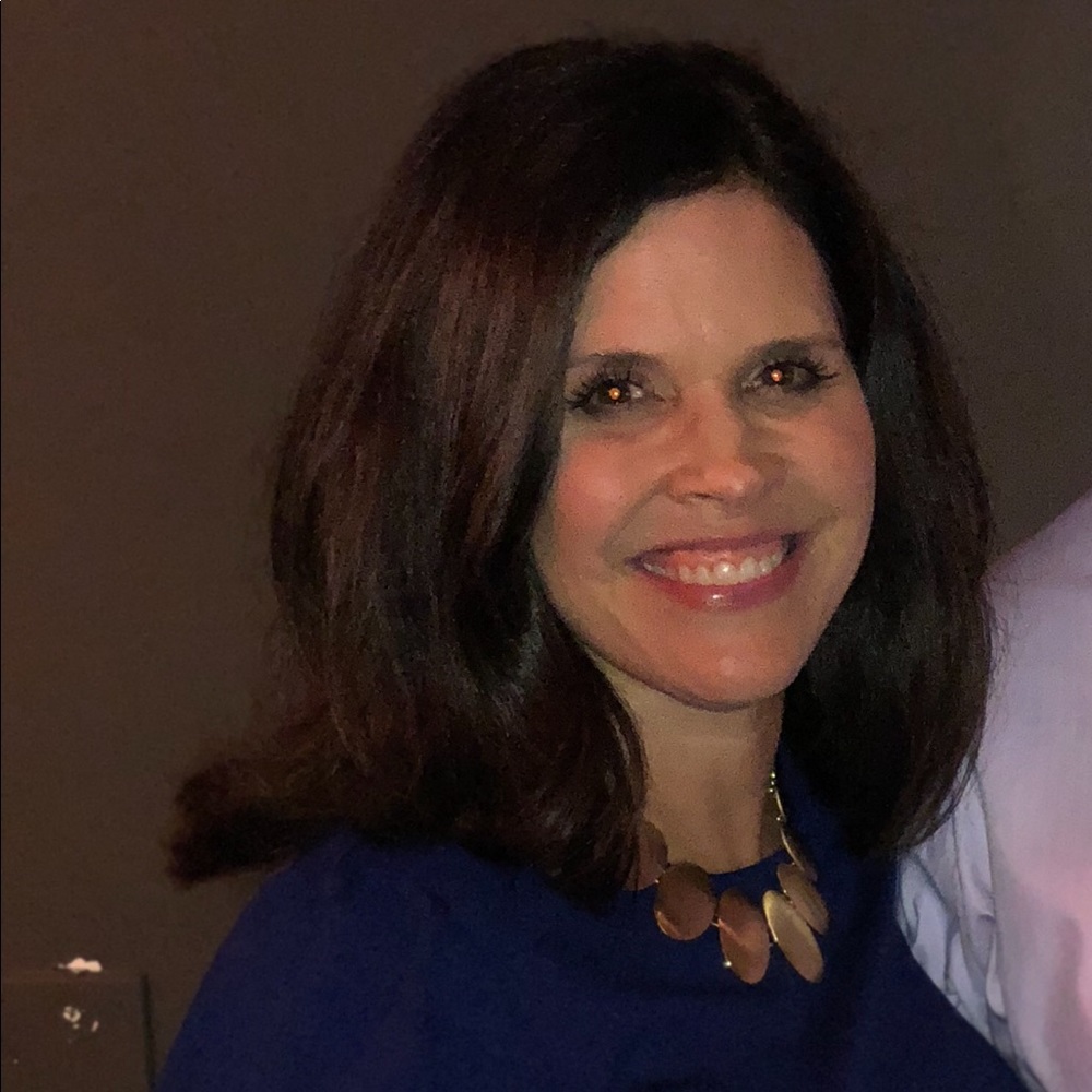 Meet your Posher, Lisa